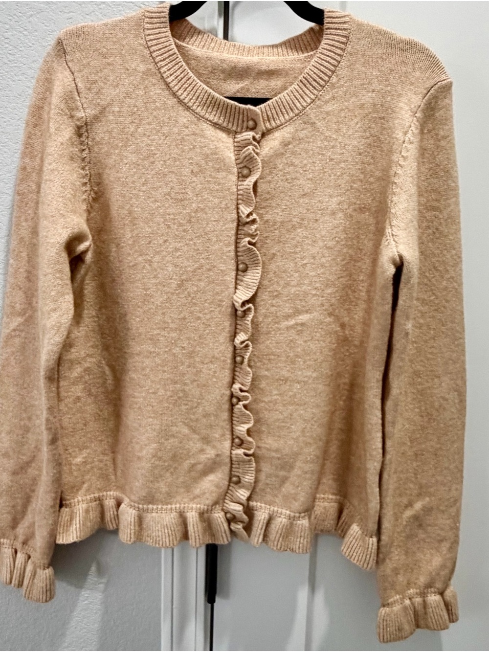 Ruffle-Trim Button Lightweight Boutique Cardigan Tan Sweater Medium, X-large